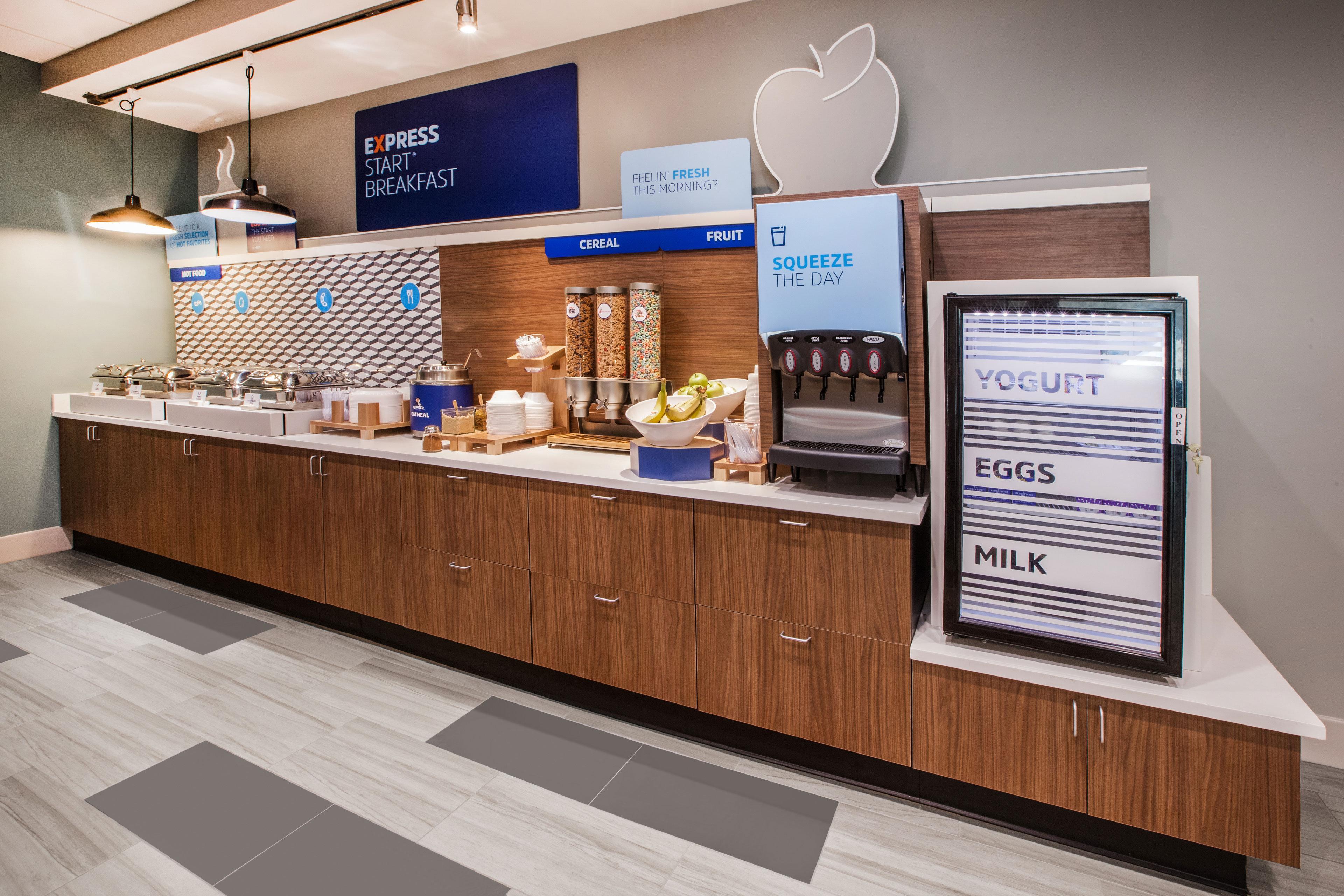 Holiday Inn Express & Suites Vaudreuil-Dorion By Ihg Buitenkant foto
